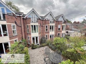 Rear View- click for photo gallery